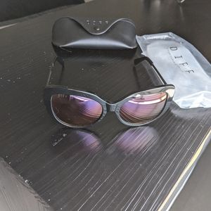 NIP Diff Eyewear Avery Sunglasses